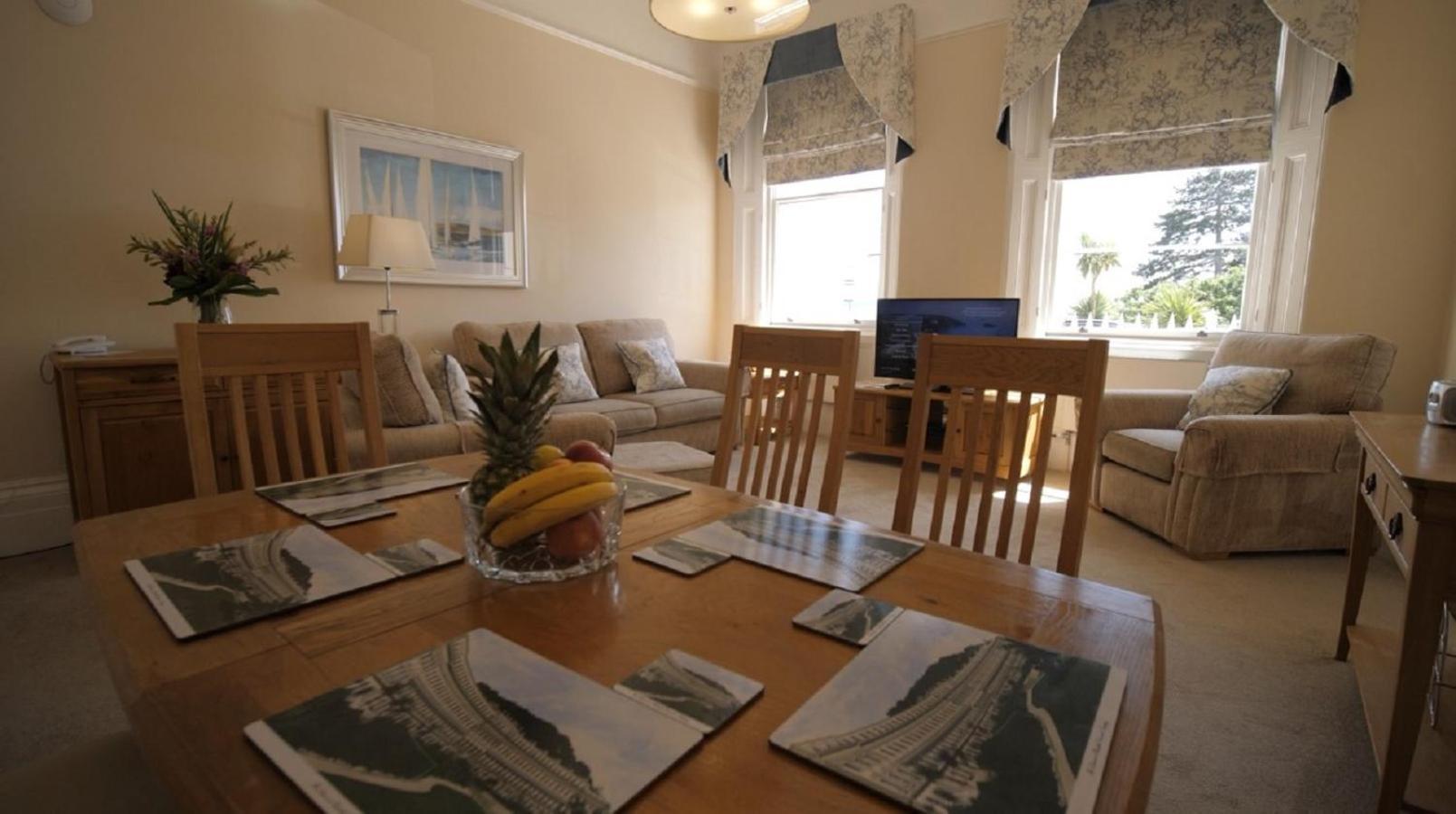 The Osborne Apartments Torquay Esterno foto