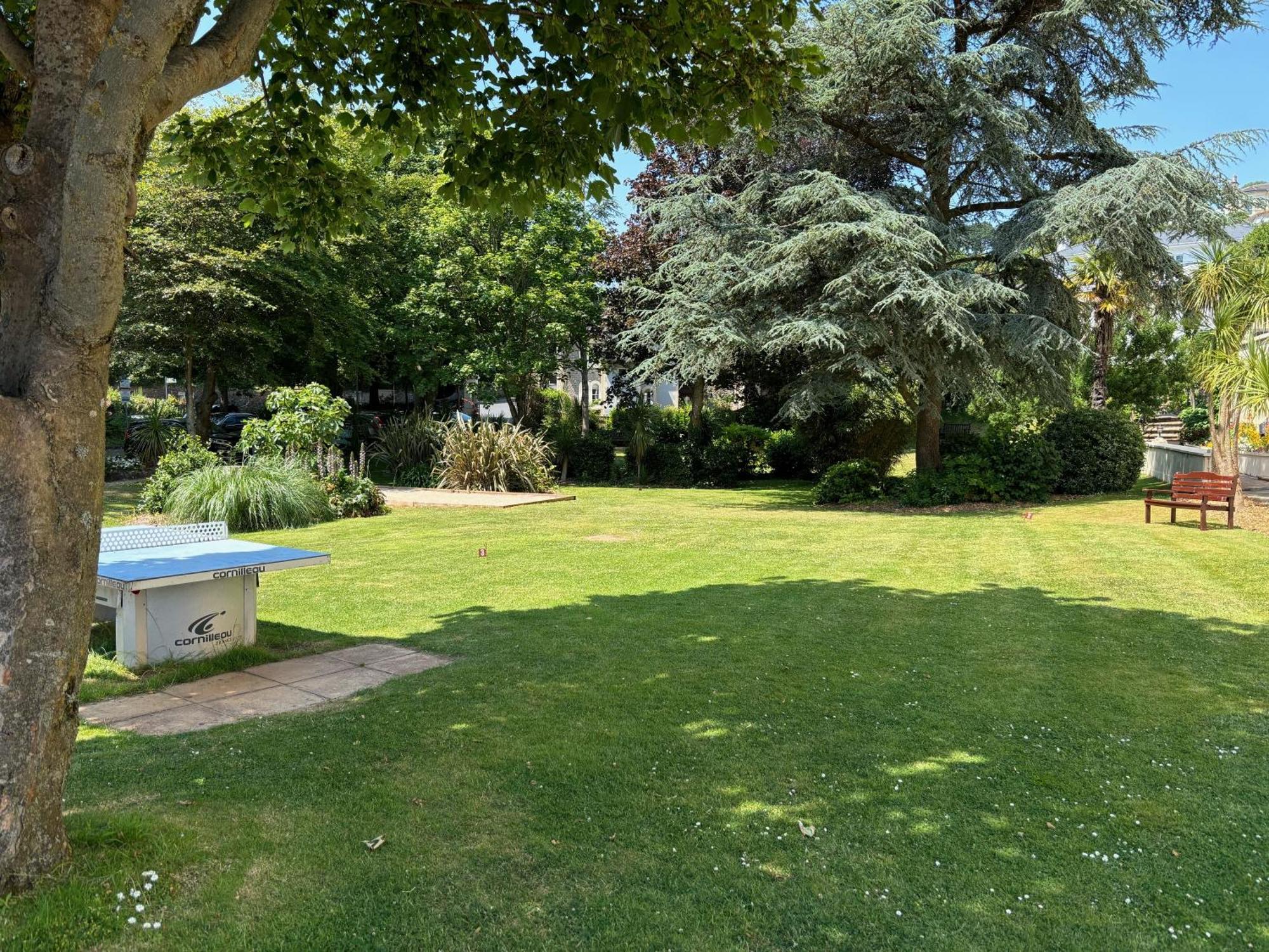 The Osborne Apartments Torquay Esterno foto